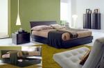Комплект итальянской мебели для спальни: кровать и 2 тумбочки Master Фото